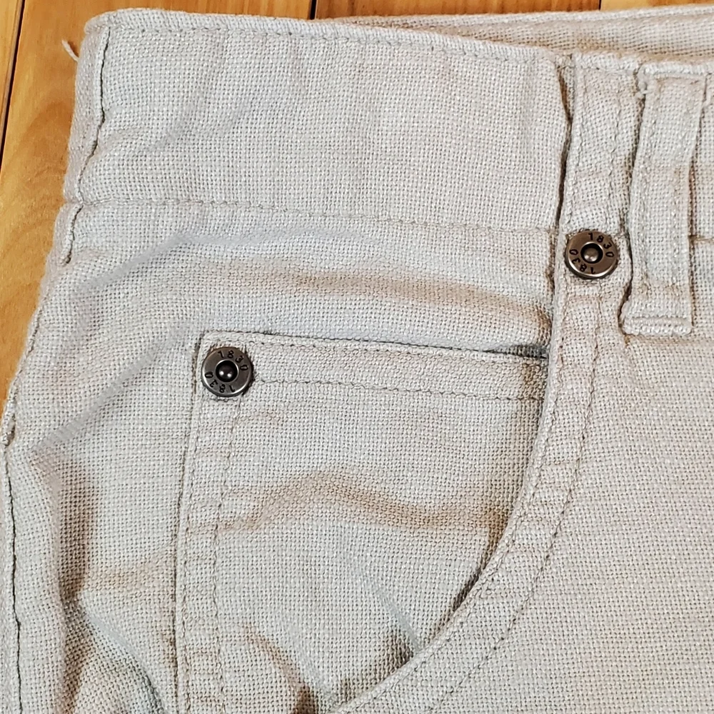 Woolrich Stone‎ Light Tan Shorts Size 14
